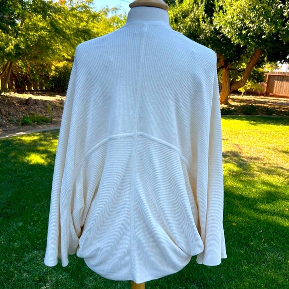 Lululemon Cashlu Knit Textured Wrap Size M/L - Picture 8 of 12